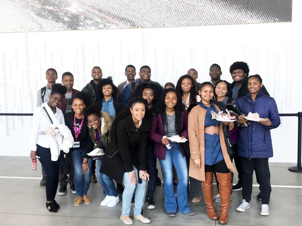 Pitch Black: Be on the&nbsp;Lookout